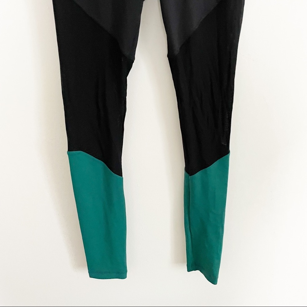 Feed Me Fight Me FMFM Black Green Mesh Color Block Leggings Size Small CrossFit - Picture 4 of 8
